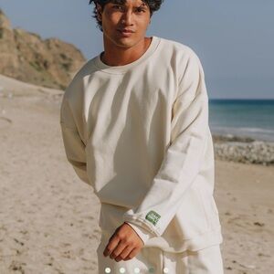 daily drills oversize crew in sand xs/s